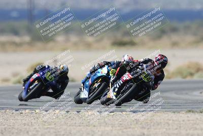 media/Oct-05-2025-CVMA (Sun) [[beeef4f201]]/Race 5-Amateur Supersport Open (Holeshot)/